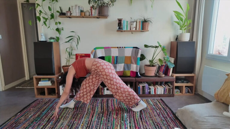 cours de yoga en ligne – pratique full body